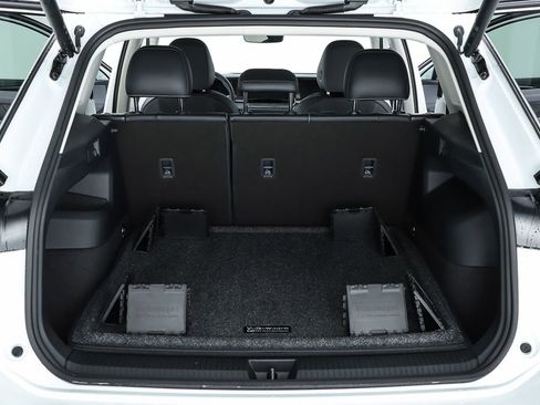 New 2026 Volkswagen Tiguan SE image 67