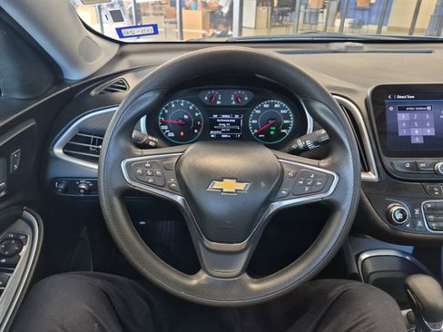 Used 2024 Chevrolet Malibu LT image 25
