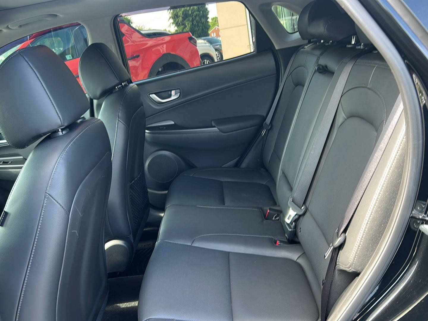 Certified 2023 Hyundai Kona Limited FWD image 17