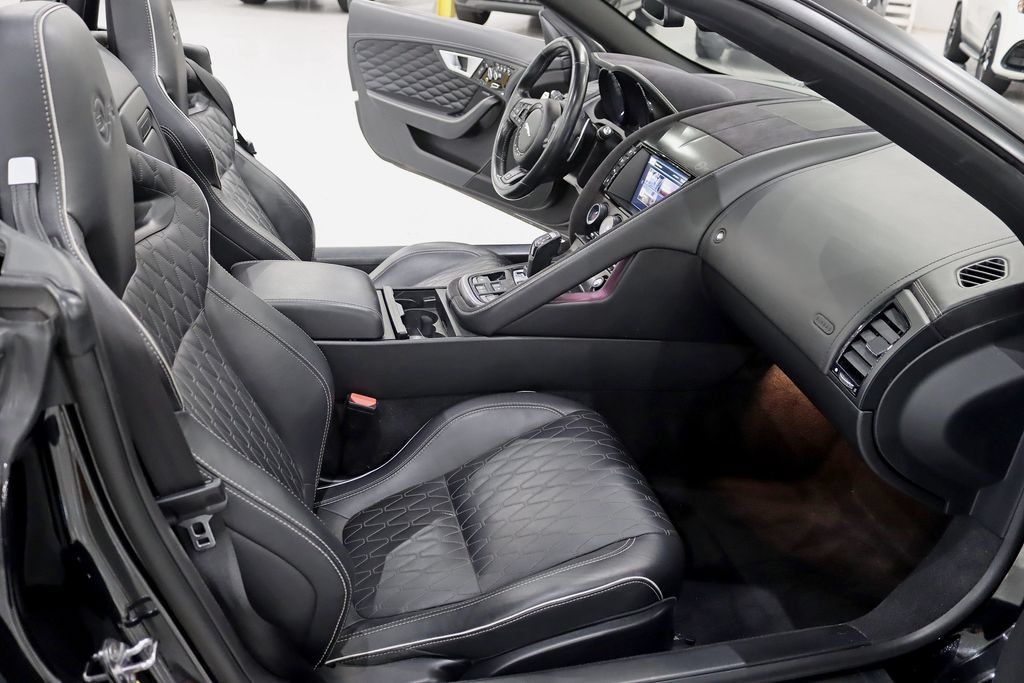 Used 2017 Jaguar F-TYPE SVR AWD/4WD image 26