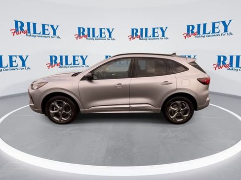 Certified 2024 Ford Escape ST-Line w/ Tech Pack #1 AWD/4WD image 6