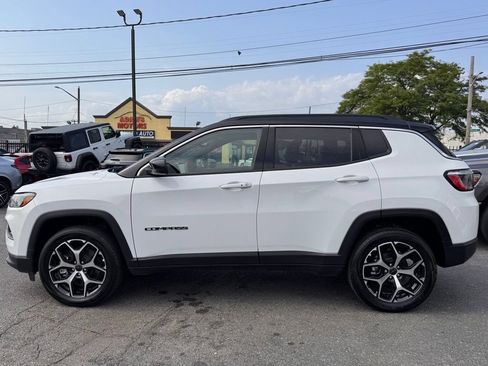 New 2026 Jeep Compass Limited w/ Sun, Sound & Navigation Group AWD/4WD image 4