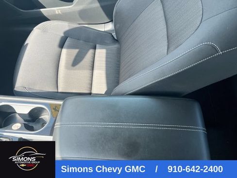 Used 2024 Nissan Altima 2.5 SV FWD image 23