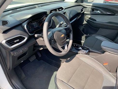 Certified 2023 Chevrolet TrailBlazer LT FWD image 10