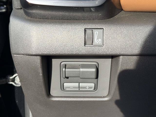 Used 2026 GMC Canyon AT4 w/ Technology Plus Package AWD/4WD image 20