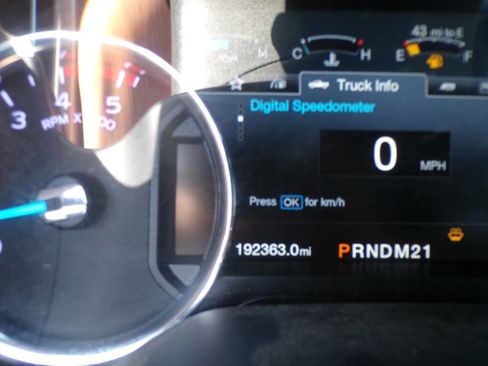 Used 2018 Ford F250 Lariat w/ Chrome Package image 5