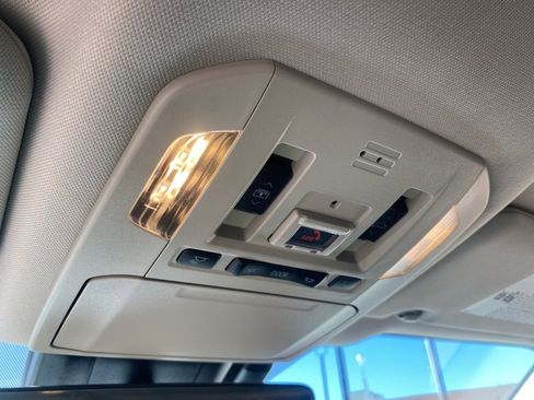 Used 2022 Toyota Highlander Platinum image 36