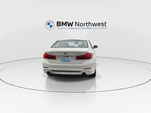 Used 2019 BMW 530i xDrive w/ Convenience Package AWD/4WD image 2