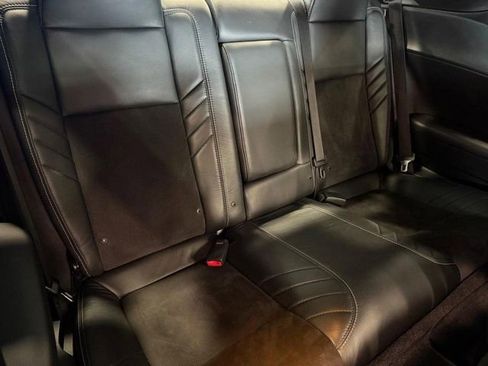 Used 2019 Dodge Challenger SRT Hellcat Redeye image 11