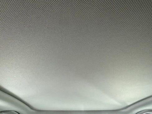 Certified 2025 Kia Sorento S w/ Panoramic Sunroof Package FWD image 32