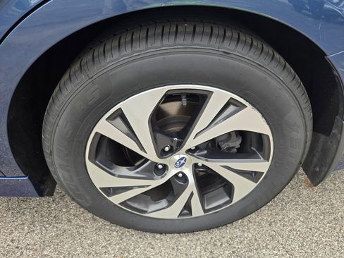 Used 2020 Subaru Legacy Premium AWD/4WD image 10
