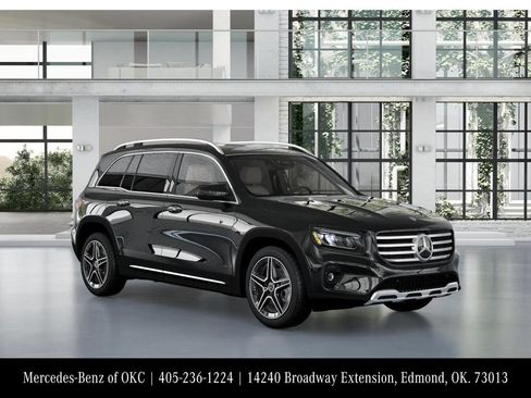 Used 2026 Mercedes-Benz GLB 250 image 11