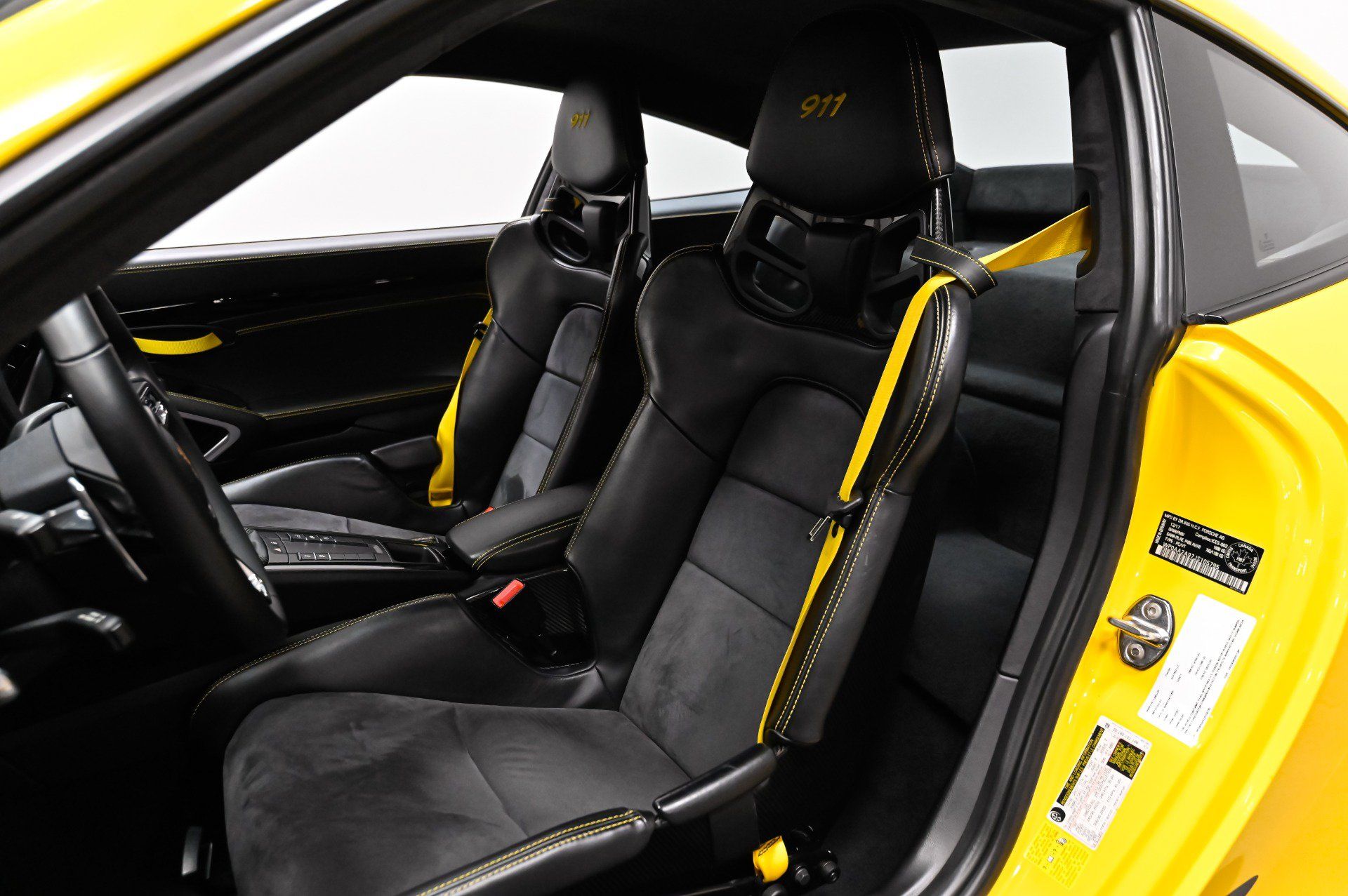Used 2018 Porsche 911 Carrera T RWD image 6