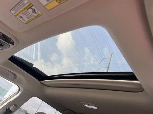 Used 2025 Subaru Outback Premium w/ Popular Package #1 image 32