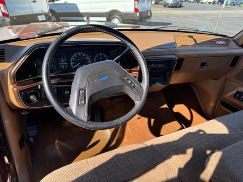 Used 1990 Ford F150 2WD Regular Cab image 12