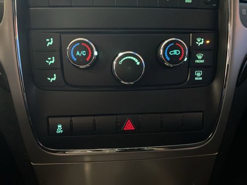 Used 2013 Jeep Grand Cherokee Laredo w/ Laredo E Group image 6