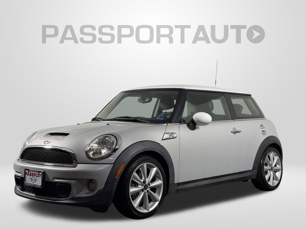 Used 2011 MINI Cooper S FWD image 1