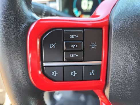 Used 2022 Ford F150 Lariat image 17