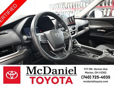 Certified 2025 Toyota Grand Highlander AWD image 22
