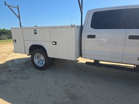 Used 2020 Ford F350 XL AWD/4WD image 3