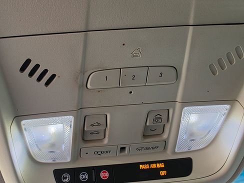 Used 2017 Cadillac XT5 Luxury w/ Driver Awareness Package image 36