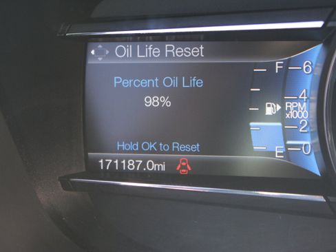 Used 2017 Ford Explorer Limited image 20