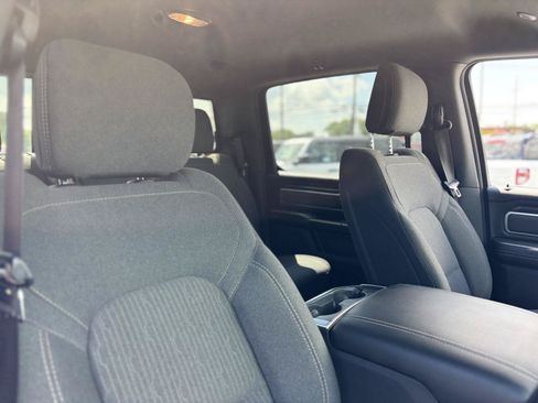 Used 2019 RAM 1500 Big Horn AWD/4WD image 16