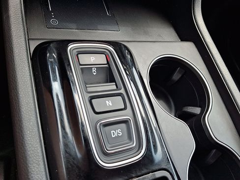 Certified 2025 Honda Pilot EX-L image 17