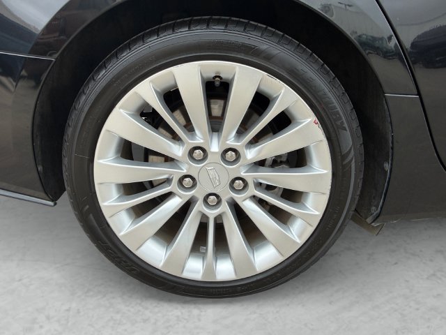Used 2017 Cadillac CTS Luxury RWD image 23