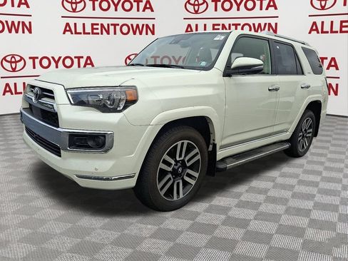 Used 2023 Toyota 4Runner Limited AWD/4WD image 3
