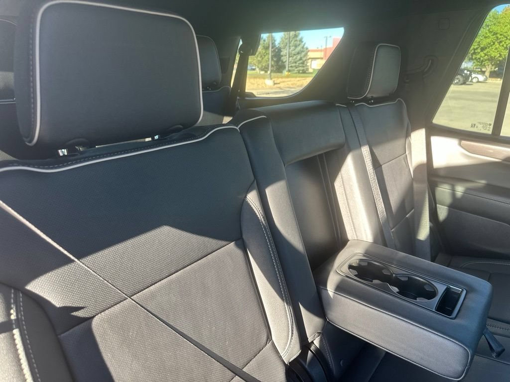 Certified 2025 GMC Yukon Elevation AWD/4WD image 24