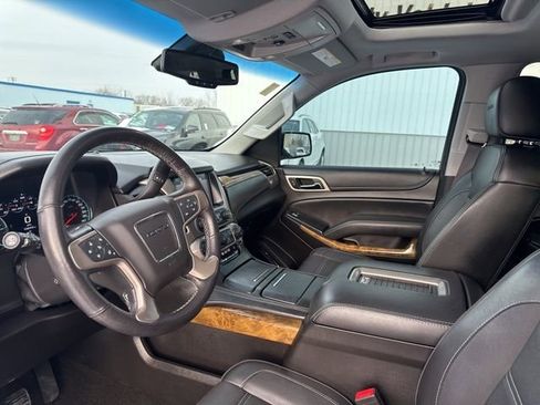 Used 2017 GMC Yukon Denali w/ Open Road Package image 13
