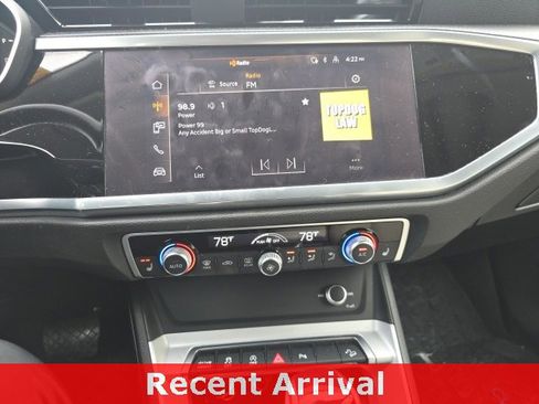Used 2022 Audi Q3 2.0T Premium Plus w/ Premium Plus Package image 3