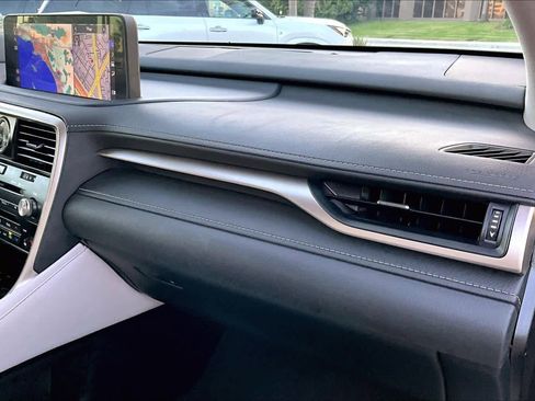 Used 2022 Lexus RX 450h AWD w/ Premium Package image 17