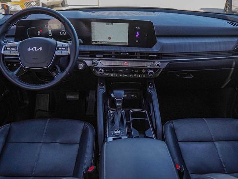 Certified 2024 Kia Telluride EX w/ EX Captain's Chair Package image 27