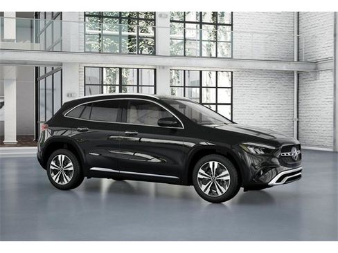 New 2026 Mercedes-Benz GLA 250 4MATIC image 13
