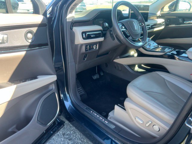 Used 2022 Lincoln Nautilus Reserve w/ Equipment Group 201A AWD/4WD image 10