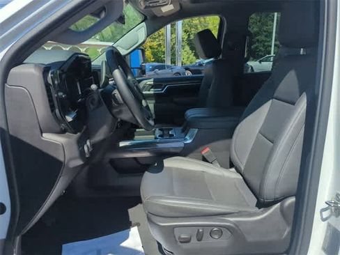 Used 2024 Chevrolet Silverado 2500 LTZ w/ LTZ Plus Package image 19