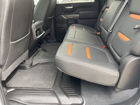 Used 2022 GMC Sierra 2500 AT4 image 31