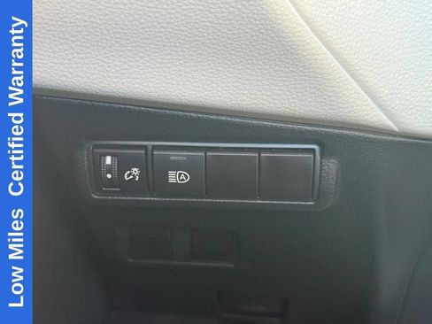 Used 2023 Toyota Corolla Cross LE FWD image 29