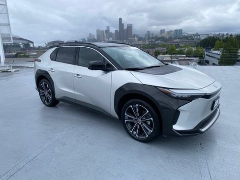Certified 2023 Toyota bZ4X AWD w/ Weather Package image 33