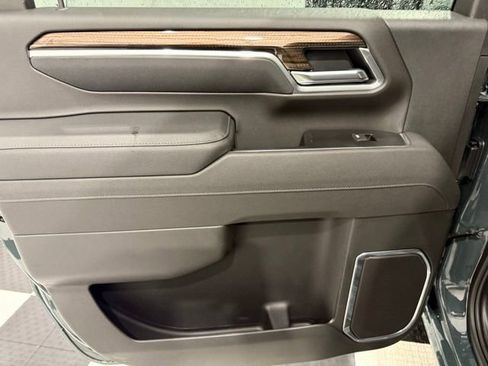 New 2026 Chevrolet Silverado 2500 LT image 18