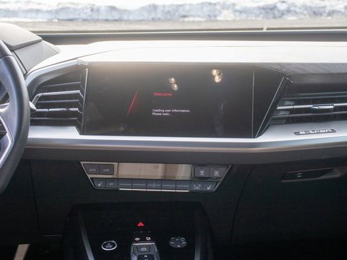 Used 2024 Audi Q4 e-tron Premium image 15