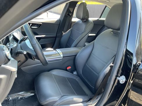 Used 2022 Mercedes-Benz C 300 Sedan w/ Exclusive Trim Package image 17