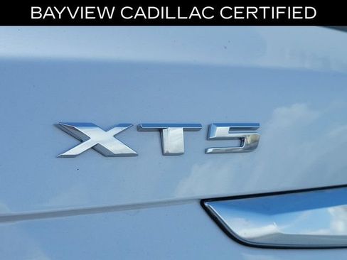 Certified 2024 Cadillac XT5 Premium Luxury FWD image 15