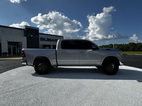 Used 2022 RAM 1500 Laramie AWD/4WD image 8