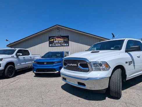 Used 2021 RAM 1500 Classic SLT RWD image 27