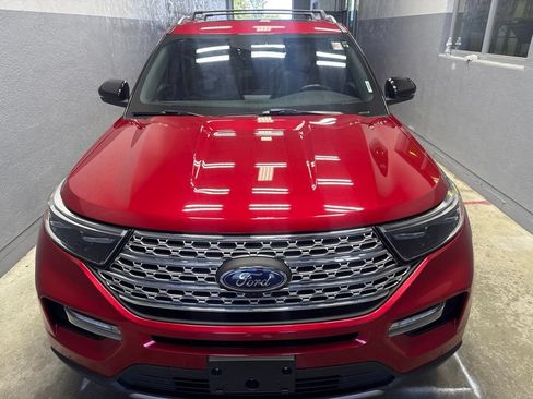 Used 2020 Ford Explorer Limited AWD/4WD image 4