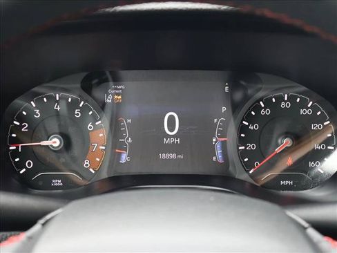 Used 2023 Jeep Compass Trailhawk AWD/4WD image 12