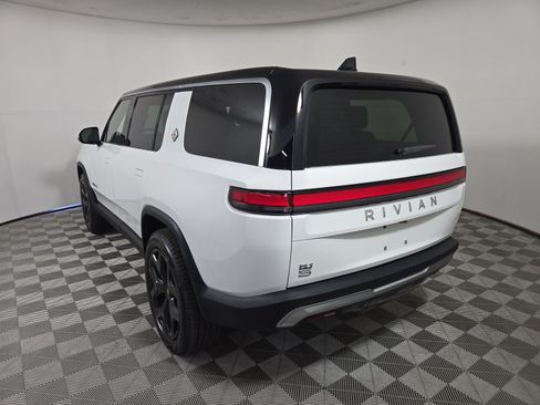 Used 2024 Rivian R1S Adventure AWD/4WD image 3